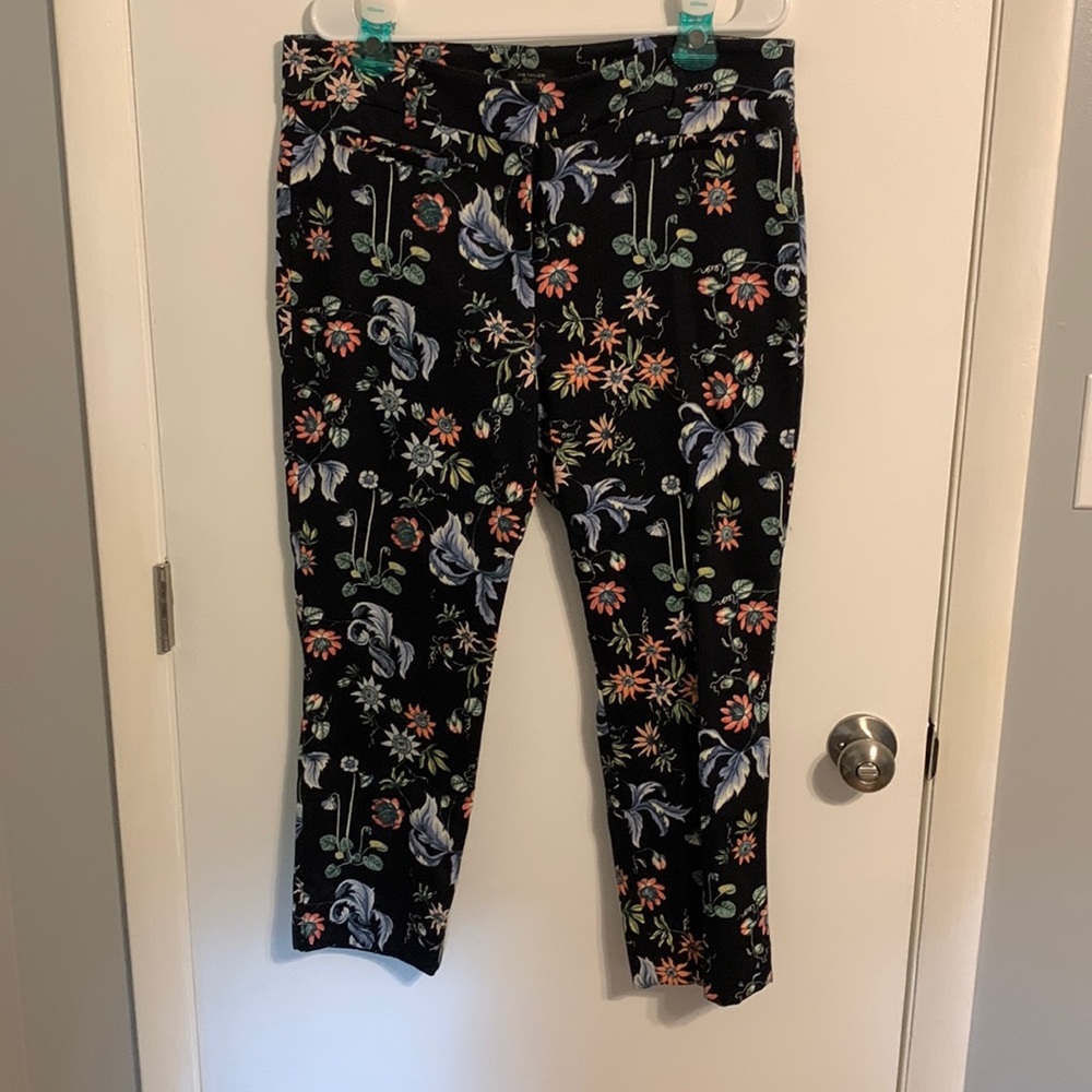 Ann Taylor Devin Fit Capris Navy Pink Blue Floral 12